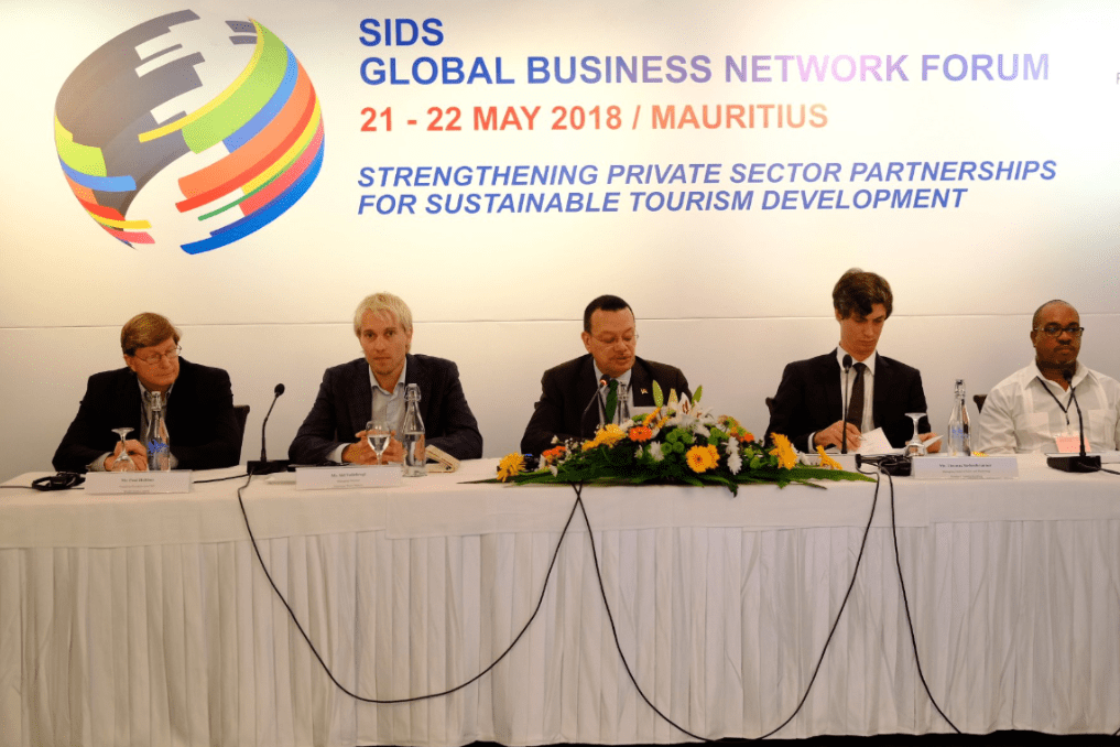 Solar desalination United Nations Forum SIDS Global Business Network Forum in Mauritius (strenghtening private sector partnerships for sustainable tourism development)